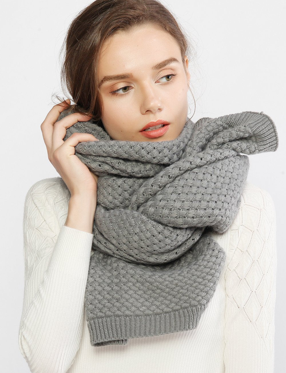 Cozy Chunky Knit Winter Scarf for Women - Warm Thick Grey Oversized Scarf for Cold Weather, Perfect for Style and Comfort