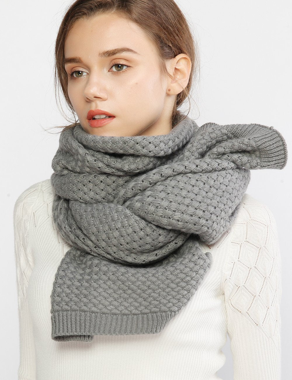 Cozy Chunky Knit Winter Scarf for Women - Warm Thick Grey Oversized Scarf for Cold Weather, Perfect for Style and Comfort