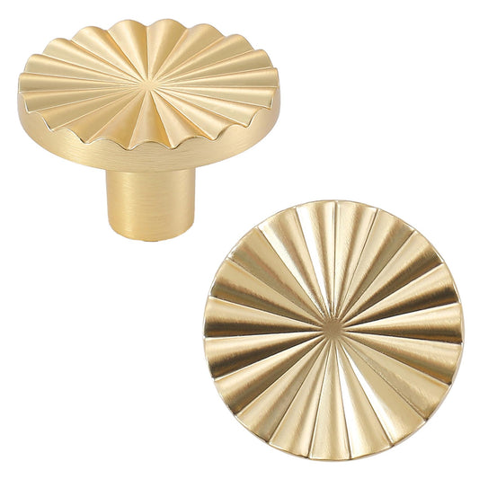 AOBITE 6 Pack Gold Cabinet knobs Kitchen Cabinet Pulls with Vintage Cupboard Drawers Hardware Dresser Drawer Handles Kitchen Cabinet Handles (Single Hole, 6 Pack, Brushed Gold)