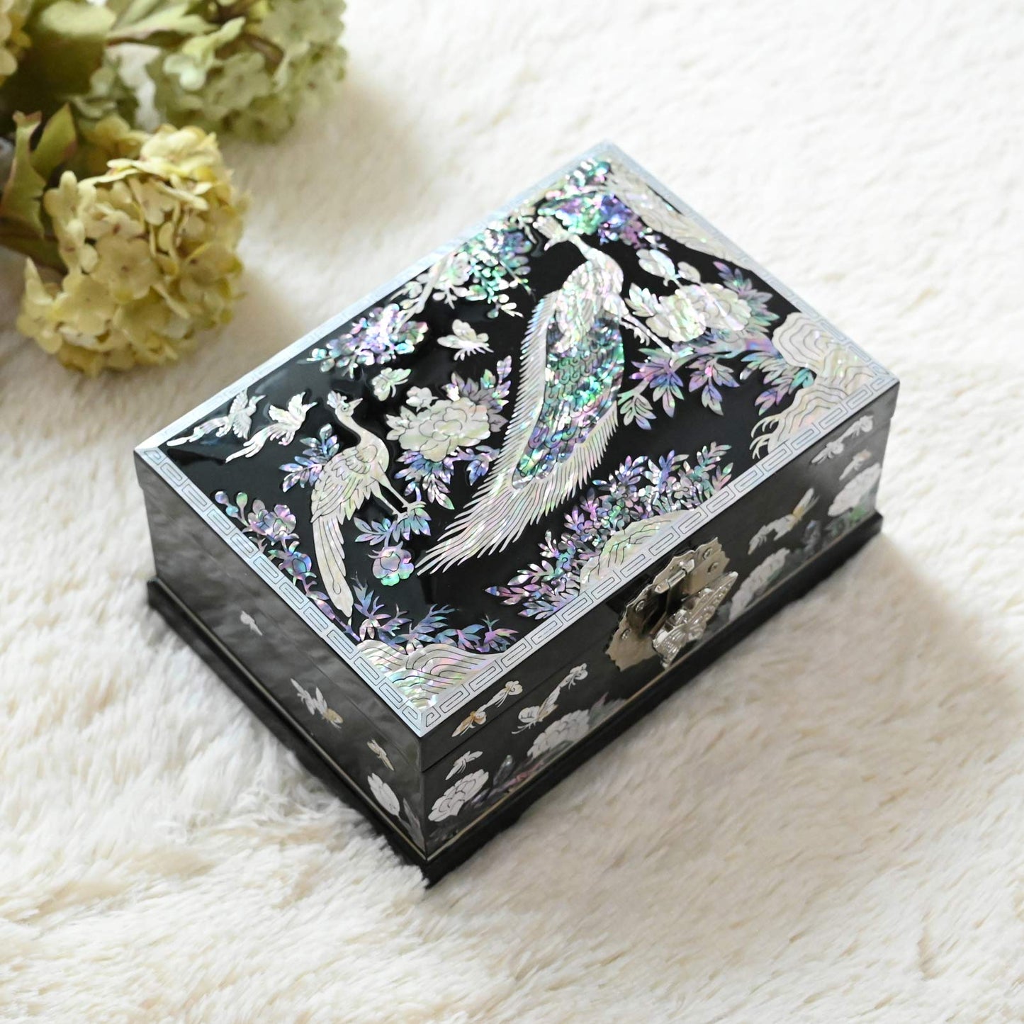 MADDesign Mother of Pearl Jewelry Box Ring Mirror Lid Two Level Peacock Black (Black)